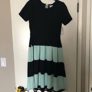 Lularoe Amelia